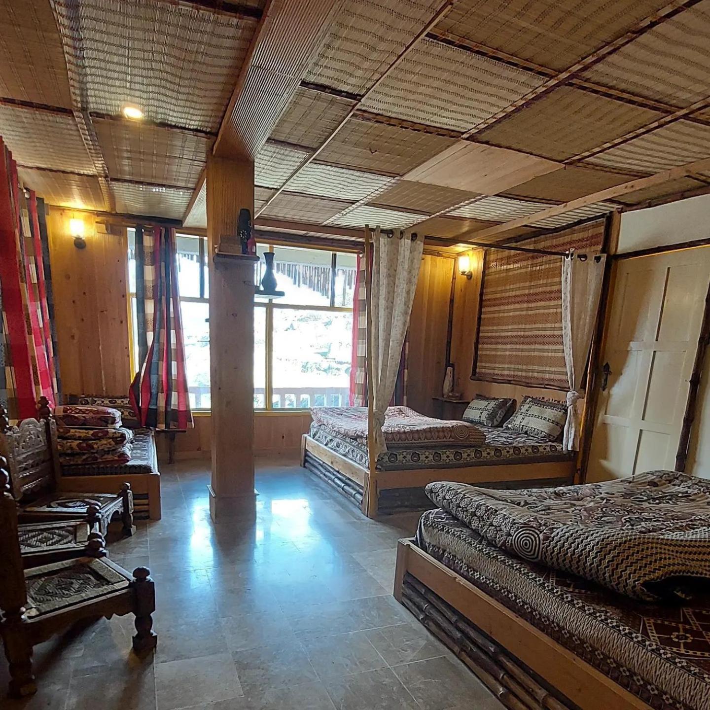 Khana Badosh Resort Kalam Ngoại thất bức ảnh